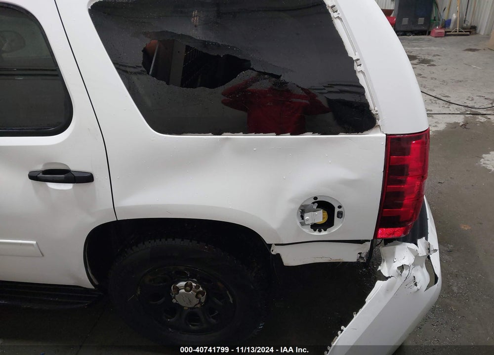 2014 CHEVROLET TAHOE COMMERCIAL FLEET VIN: 1GNLC2E01ER182083