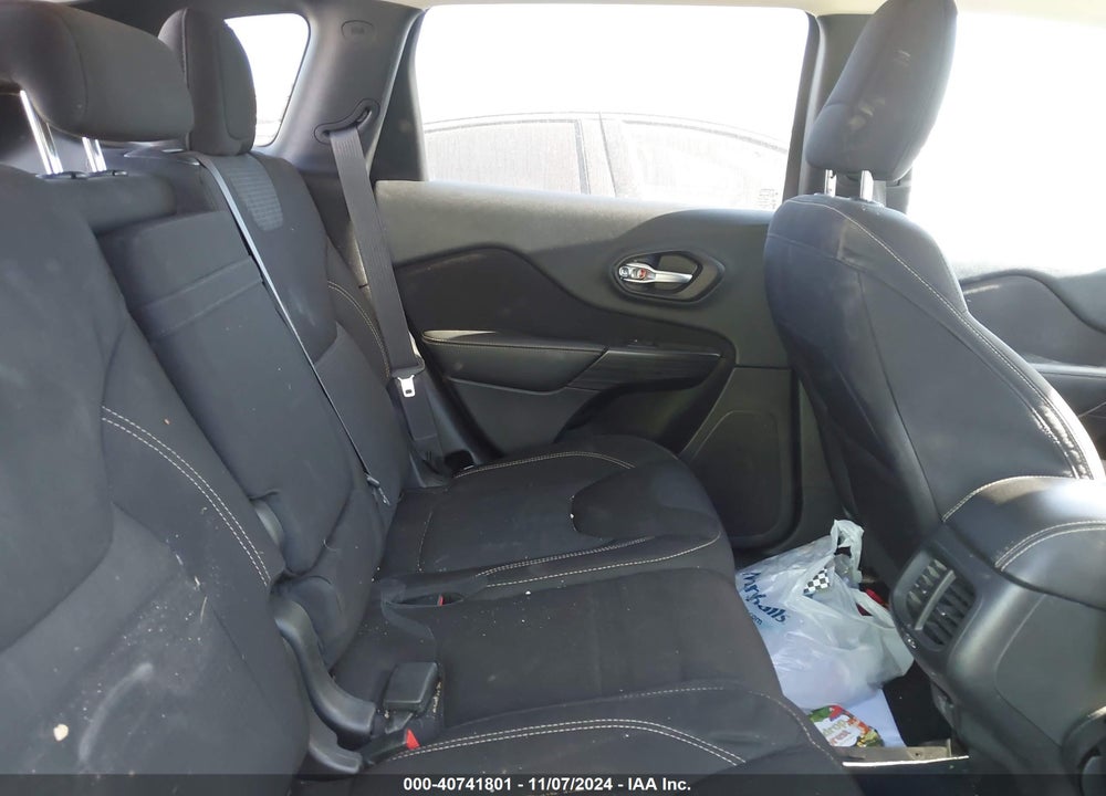 2015 JEEP CHEROKEE LATITUDE ALTITUDE VIN: 1C4PJMCS3FW793235