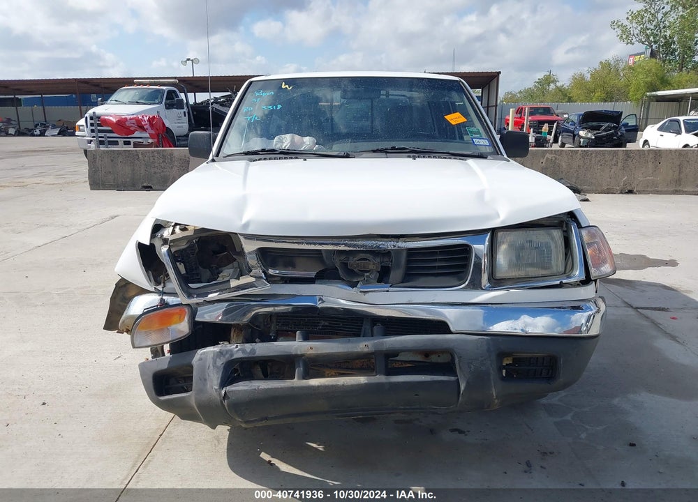 2000 NISSAN FRONTIER XE VIN: 1N6DD26S0YC393385