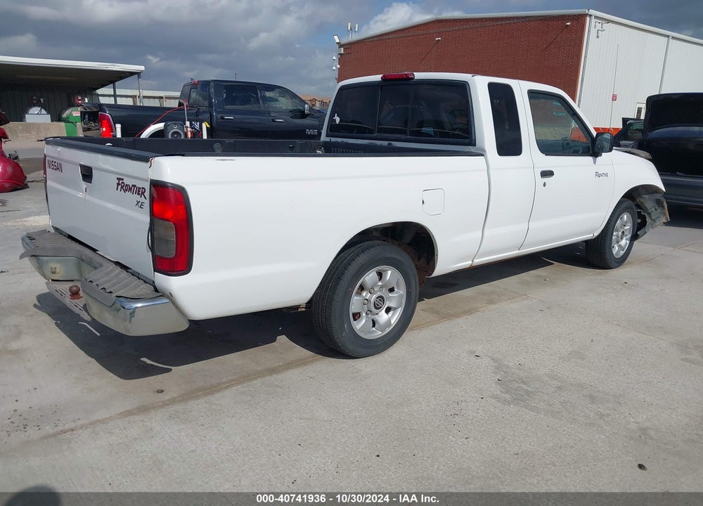 2000 NISSAN FRONTIER XE VIN: 1N6DD26S0YC393385