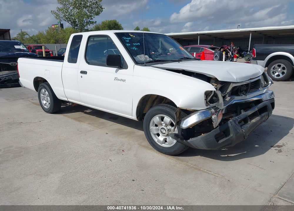 2000 NISSAN FRONTIER XE VIN: 1N6DD26S0YC393385
