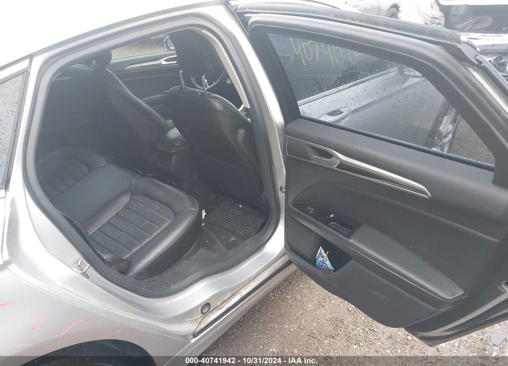 2013 FORD FUSION SE VIN: 3FA6P0HR3DR311426