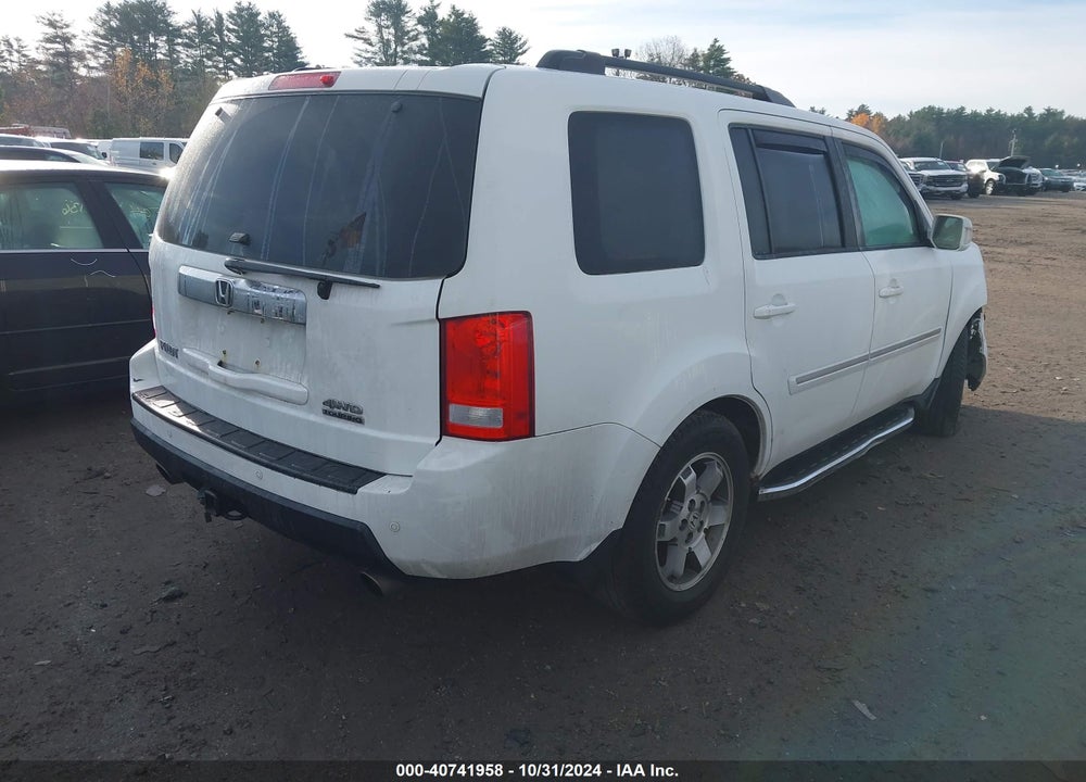 2010 HONDA PILOT TOURING VIN: 5FNYF4H94AB023344