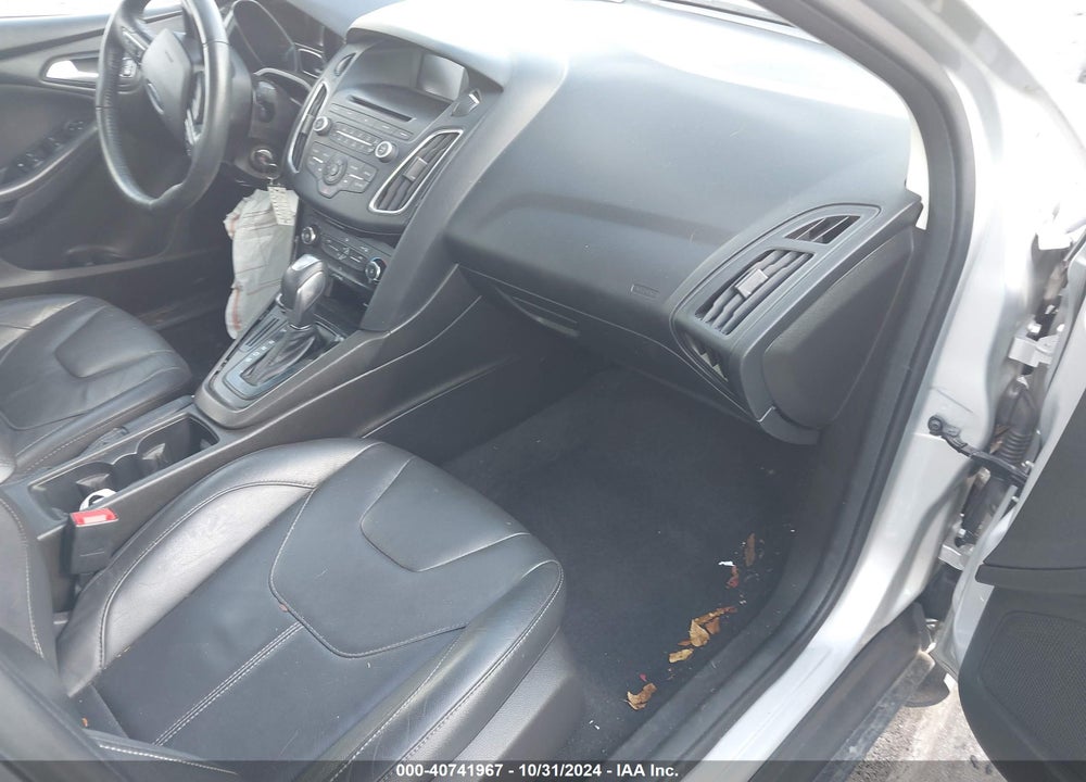 2016 FORD FOCUS SE VIN: 1FADP3F24GL295254