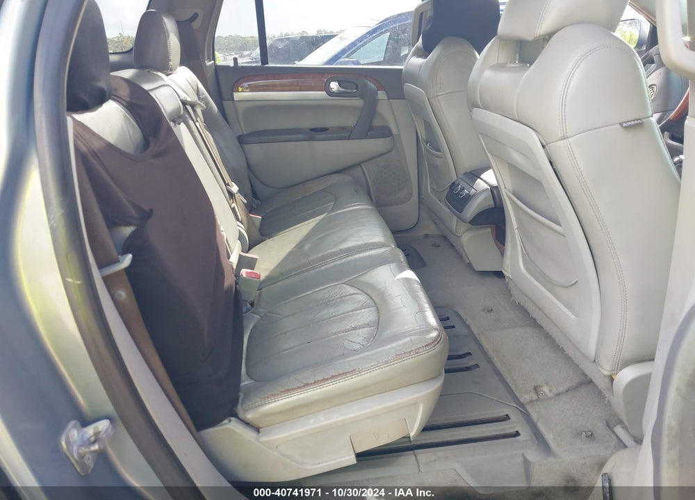 2008 BUICK ENCLAVE CXL VIN: 5GAER237X8J290044