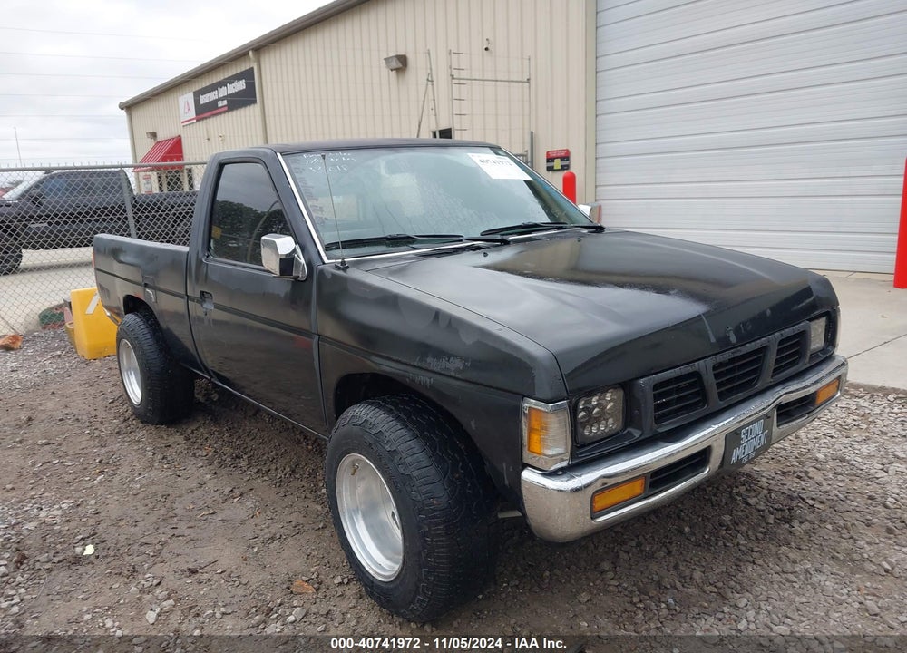 1994 NISSAN TRUCK XE VIN: 1N6SD11S1RC331018