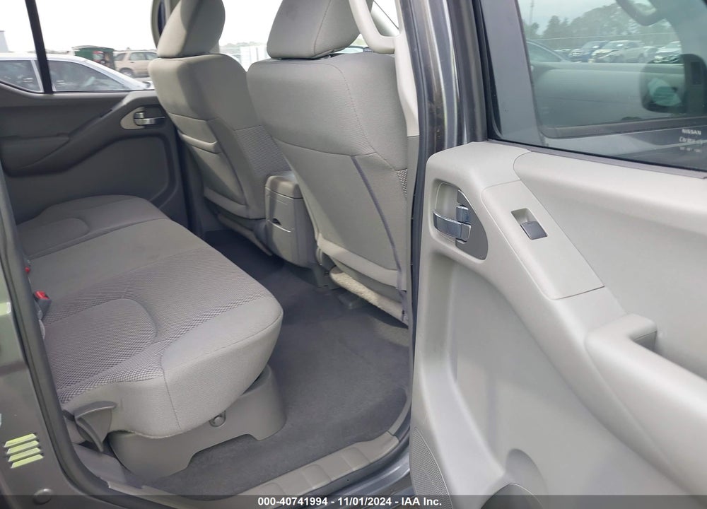 2019 FRONTIER NISSAN  SV VIN: 1N6DD0ER6KN873817