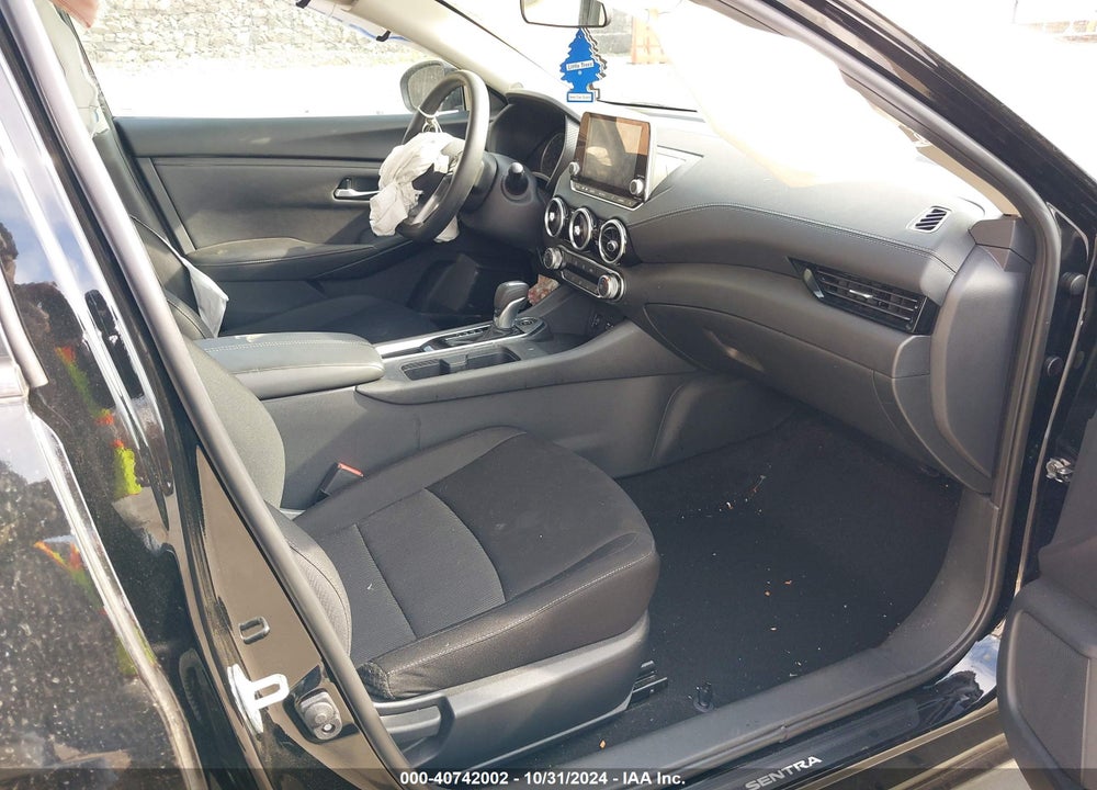 2024 NISSAN SENTRA SV XTRONIC CVT VIN: 3N1AB8CV7RY256677