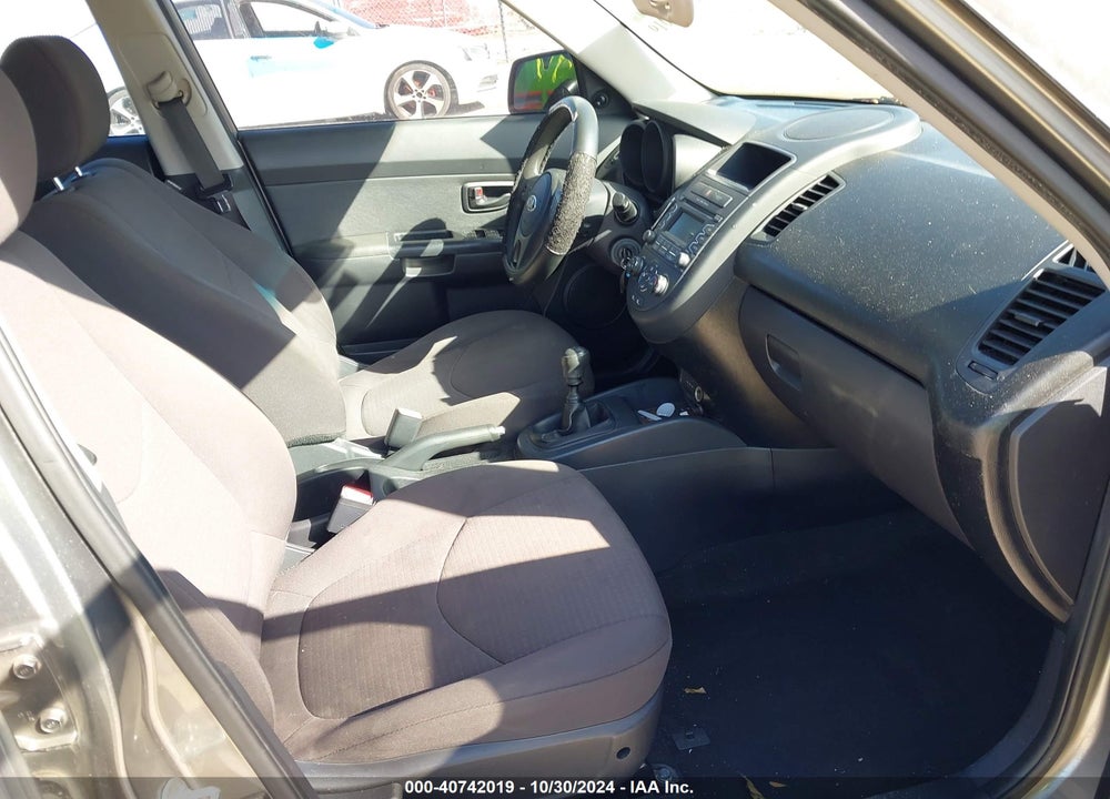 2013 KIA SOUL VIN: KNDJT2A58D7589409
