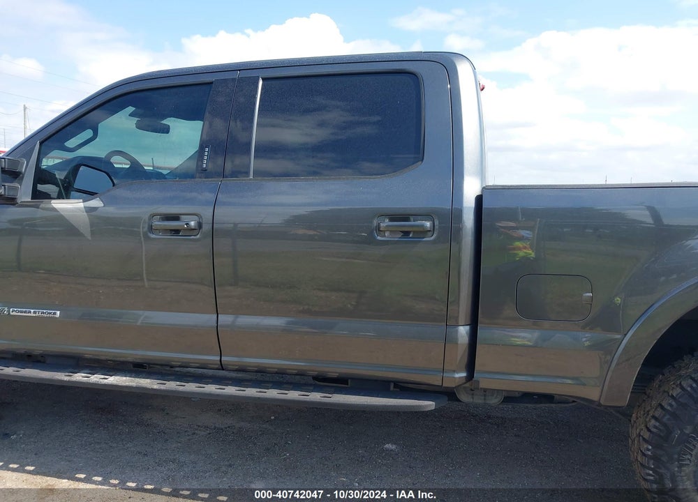 2020 FORD F-250 LARIAT VIN: 1FT8W2BT9LEE59832