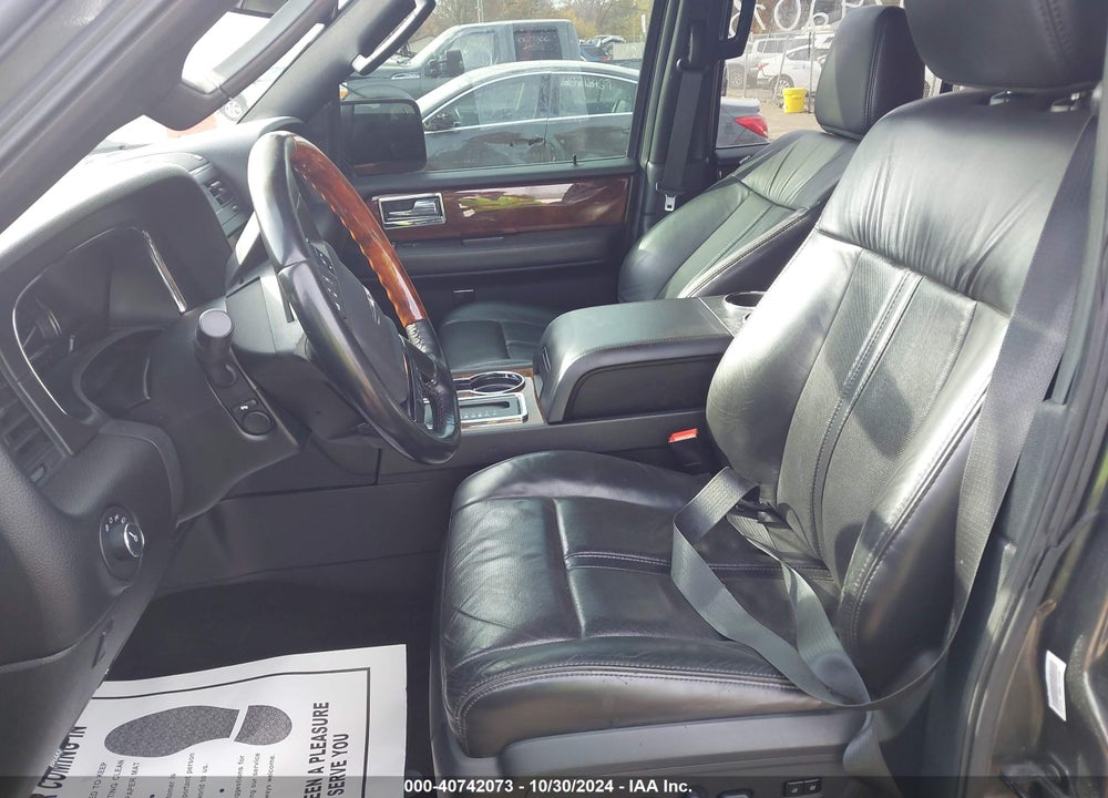 2016 LINCOLN NAVIGATOR SELECT VIN: 5LMJJ2JT1GEL06068
