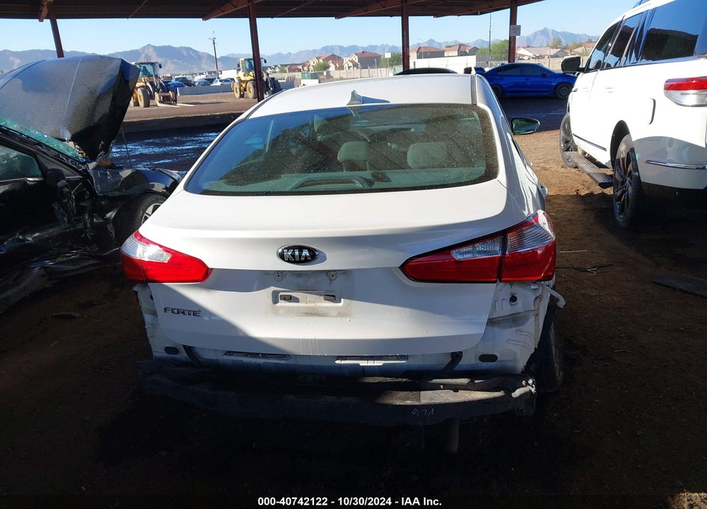 2016 KIA FORTE LX VIN: KNAFX4A66G5441514