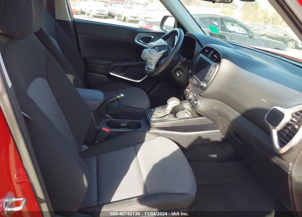 2023 KIA SOUL LX VIN: KNDJ23AU0P7202730