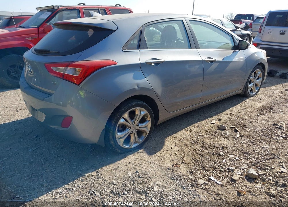 2014 HYUNDAI ELANTRA GT VIN: KMHD35LH8EU216424