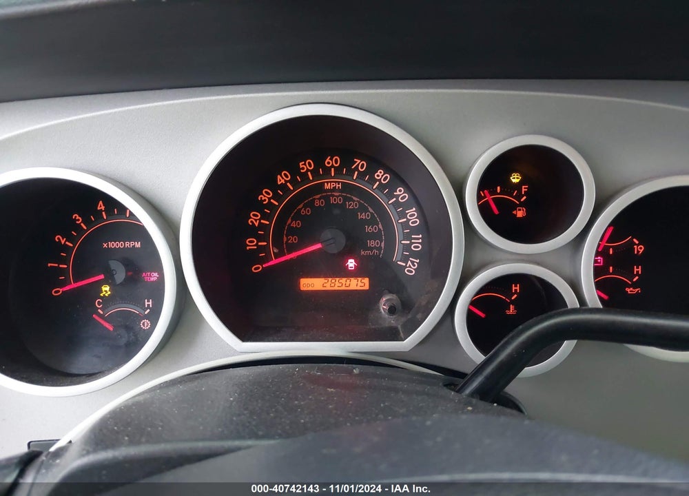 2007 TOYOTA TUNDRA SR5 V8 VIN: 5TFRV54117X007162