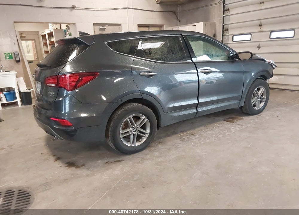 2017 HYUNDAI SANTA FE SPORT 2.4L VIN: 5XYZTDLBXHG403086