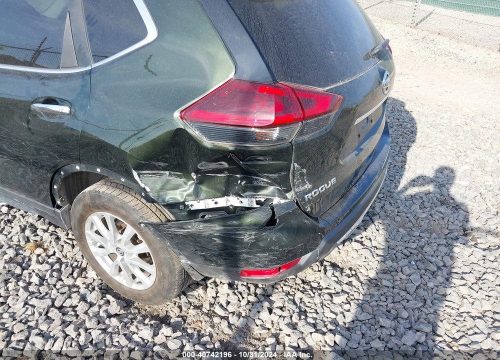 2018 NISSAN ROGUE SV VIN: 5N1AT2MVXJC843826