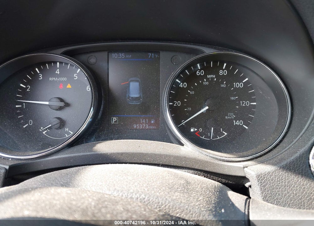 2018 NISSAN ROGUE SV VIN: 5N1AT2MVXJC843826