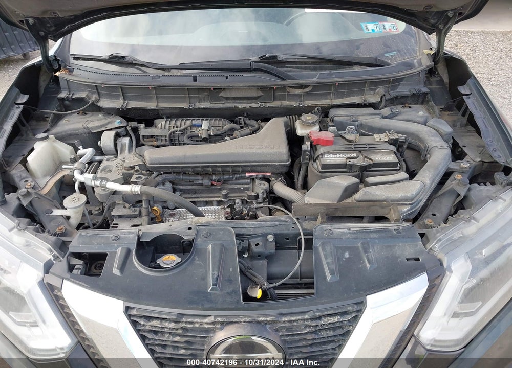 2018 NISSAN ROGUE SV VIN: 5N1AT2MVXJC843826