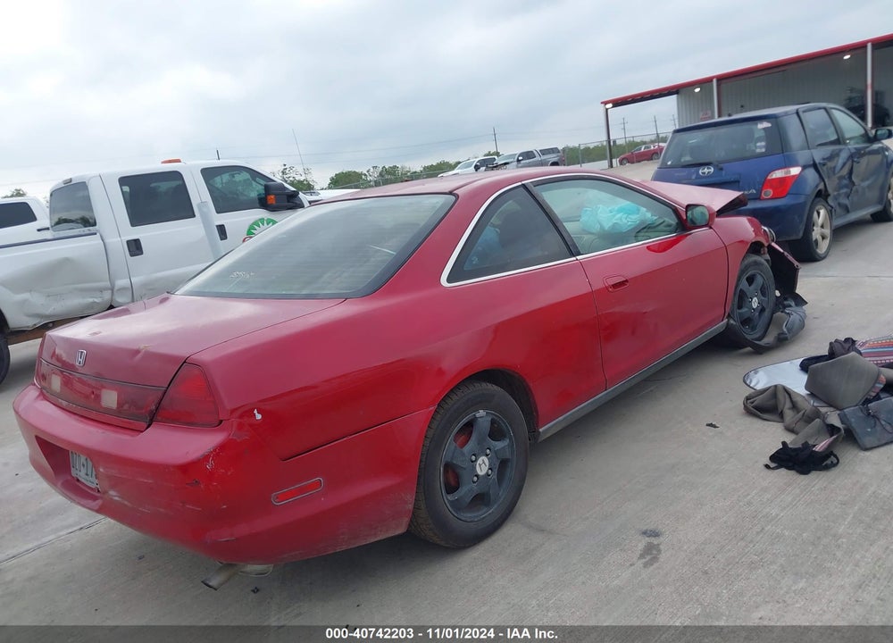 1998 HONDA ACCORD LX VIN: 1HGCG3244WA013199