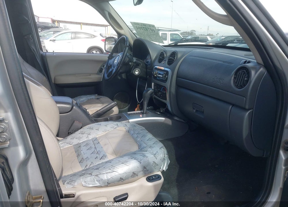 2003 JEEP LIBERTY LIMITED EDITION VIN: 1J8GL58K23W668532