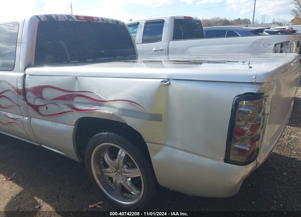 2003 CHEVROLET SILVERADO 1500 LS VIN: 1GCEC19V53Z298756
