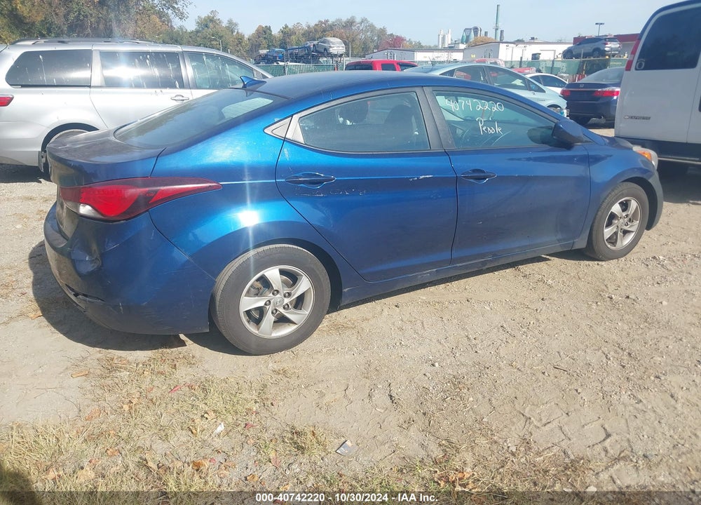 2015 HYUNDAI ELANTRA SE VIN: 5NPDH4AEXFH578579