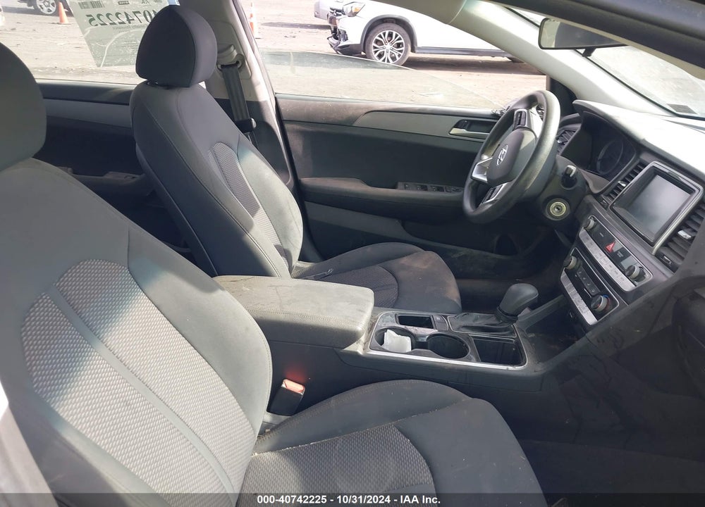 2018 HYUNDAI SONATA SE VIN: 5NPE24AF0JH607272