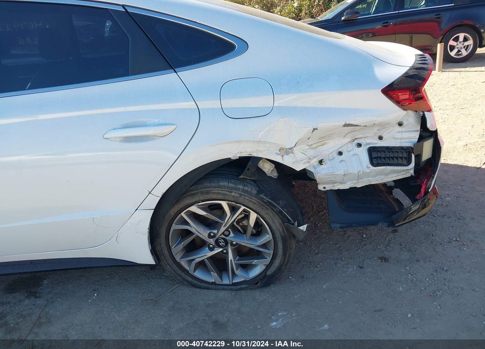 2021 HYUNDAI SONATA SEL VIN: 5NPEL4JA8MH084007