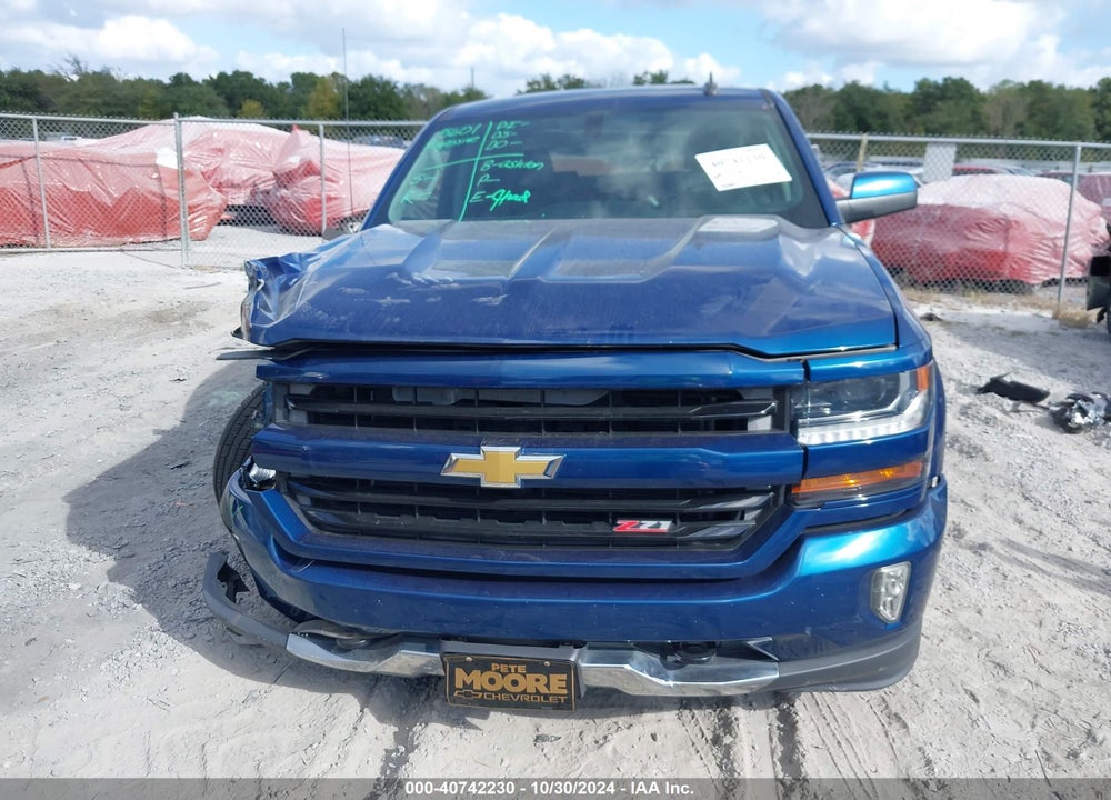 2017 CHEVROLET SILVERADO 1500 2LT VIN: 3GCUKRECXHG230705
