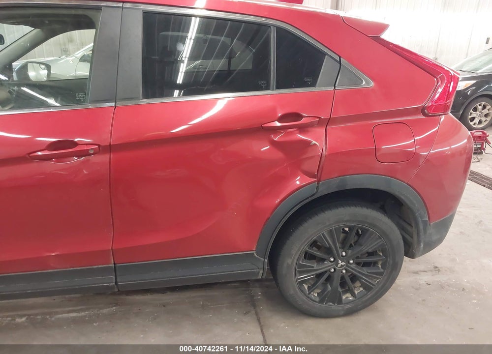 2018 MITSUBISHI ECLIPSE CROSS LE VIN: JA4AT4AA7JZ066160