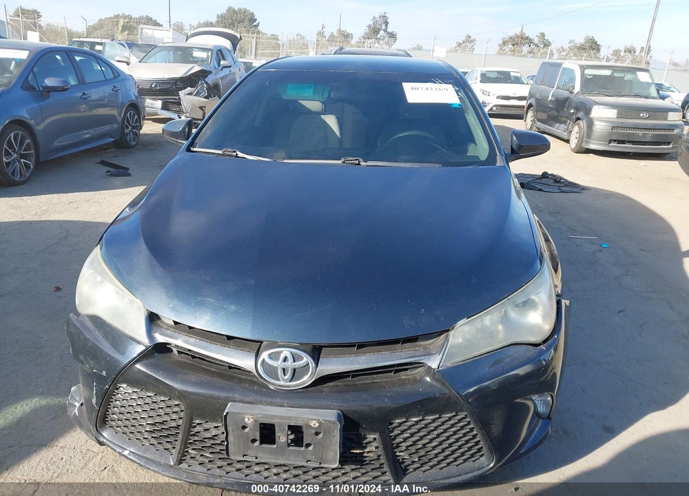 2017 TOYOTA CAMRY SE VIN: 4T1BF1FK2HU330518