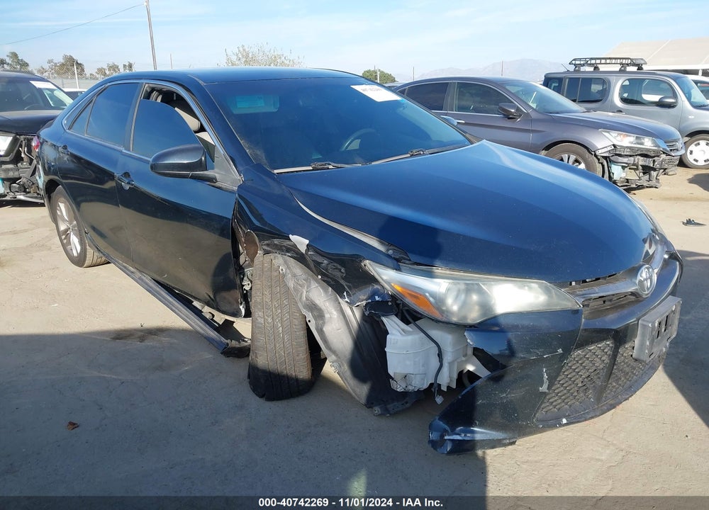 2017 TOYOTA CAMRY SE VIN: 4T1BF1FK2HU330518