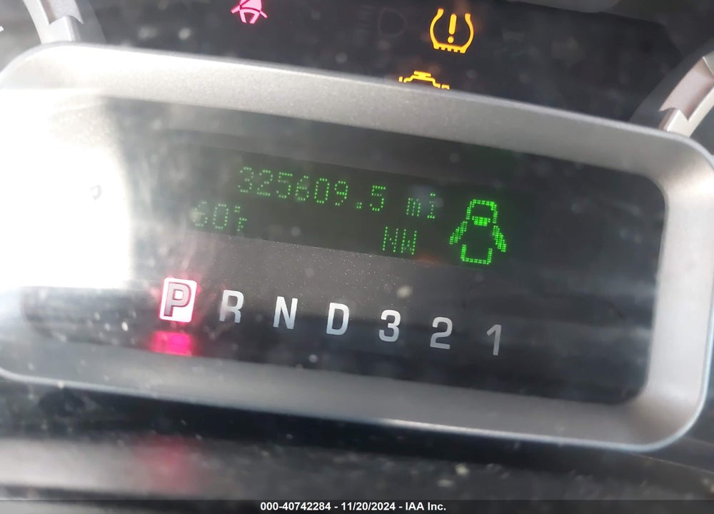 2011 FORD EXPEDITION XL VIN: 1FMJU1G54BEF52232