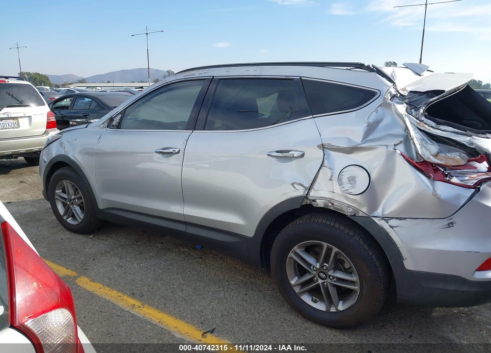 2017 HYUNDAI SANTA FE SPORT 2.4L VIN: 5XYZU3LB6HG390408
