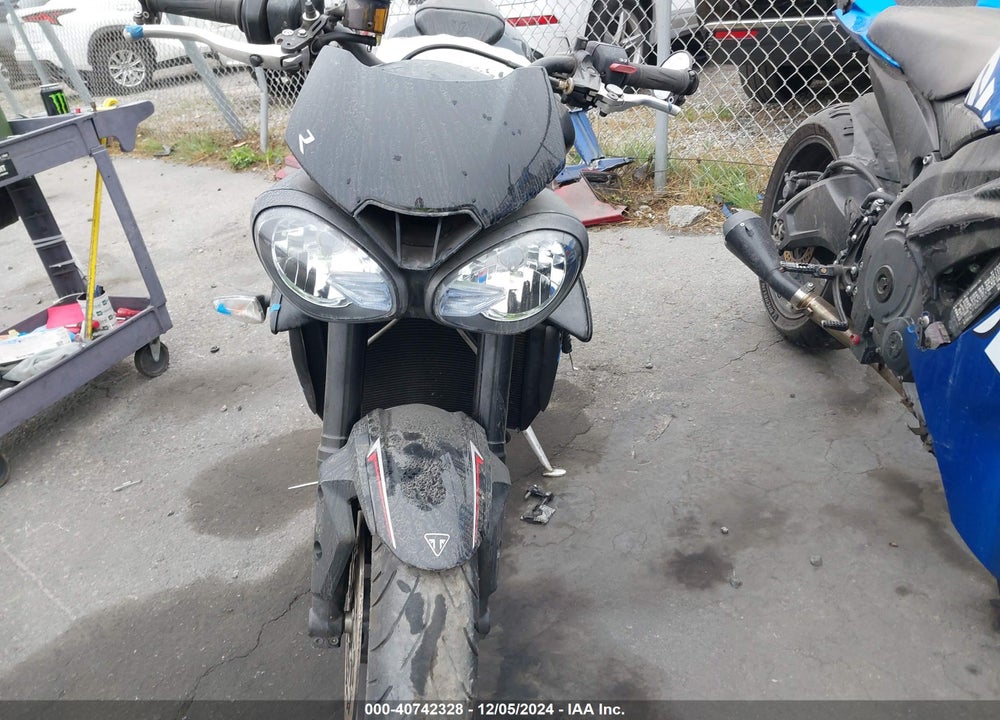 2018 TRIUMPH MOTORCYCLE STREET TRIPLE R VIN: SMTA414DXJT836749