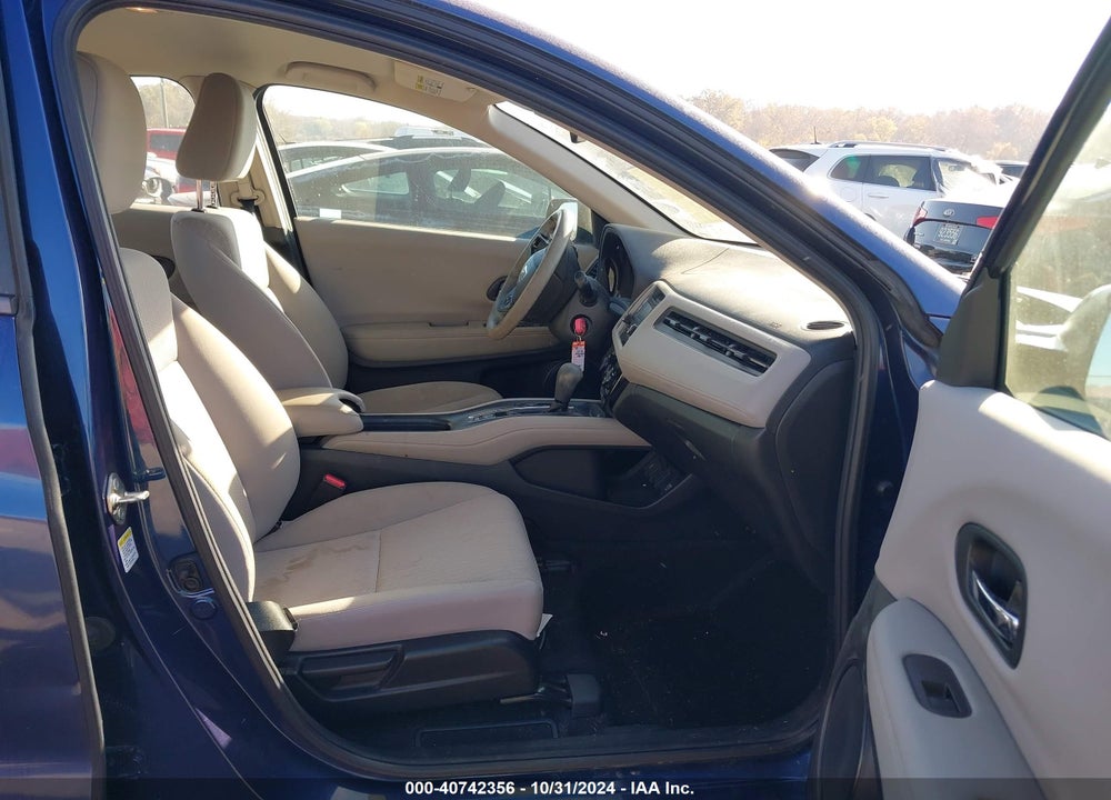 2016 HONDA HR-V LX VIN: 3CZRU5H33GM743213