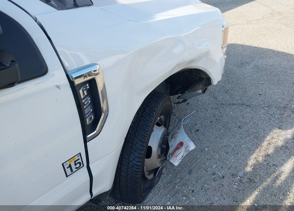 2021 FORD F-350 CHASSIS XL VIN: 1FDRF3G60MEC14749