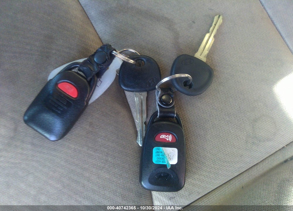 2012 HYUNDAI ELANTRA GLS (ULSAN PLANT) VIN: KMHDH4AE7CU323238