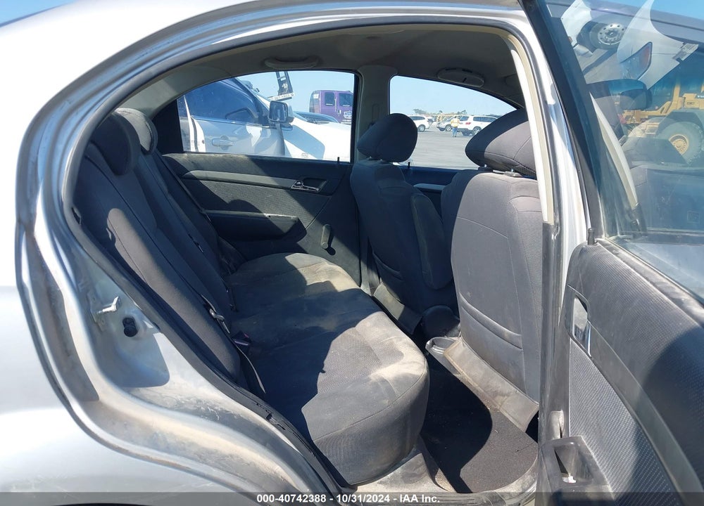 2008 CHEVROLET AVEO LS VIN: KL1TD56648B020348