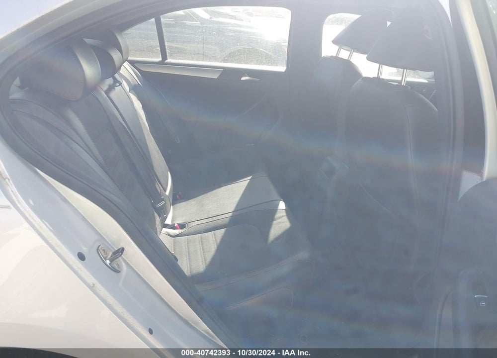 2012 VOLKSWAGEN JETTA GLI VIN: 3VW467AJ1CM124079