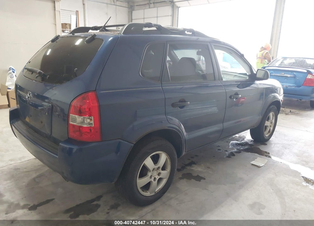 2006 HYUNDAI TUCSON GL VIN: KM8JM72B16U302877