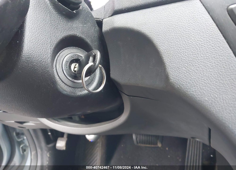 2013 HYUNDAI SONATA VIN: 5NPEB4AC8DH704102