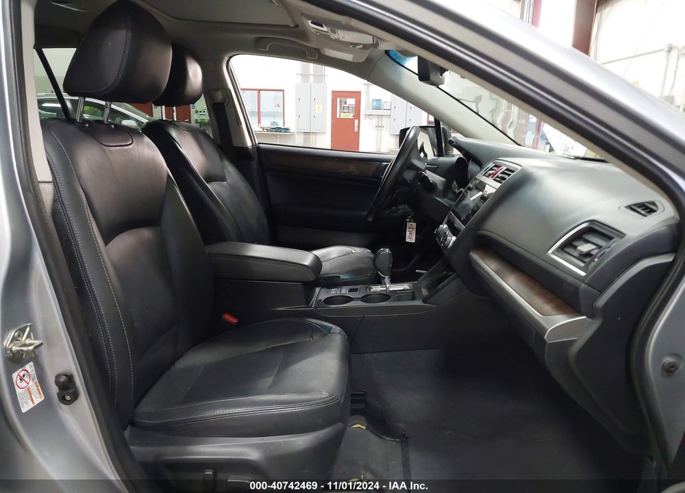 2017 SUBARU OUTBACK 2.5I LIMITED VIN: 4S4BSANC4H3231484