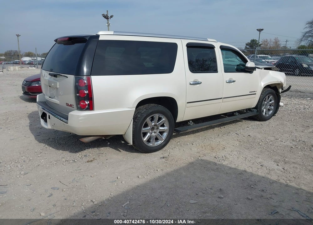 2013 GMC YUKON XL 1500 VIN: 1GKS2MEF0DR211857