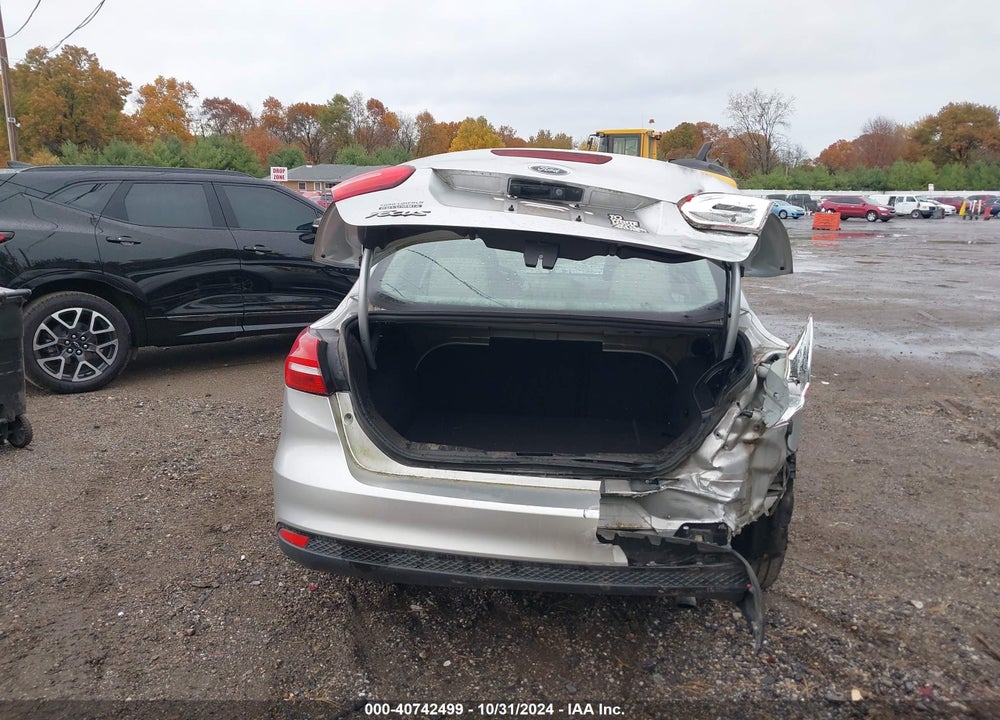 2017 FORD FOCUS SE VIN: 1FADP3F22HL267549