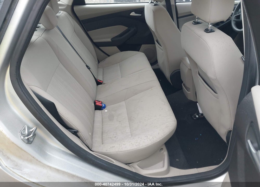 2017 FORD FOCUS SE VIN: 1FADP3F22HL267549