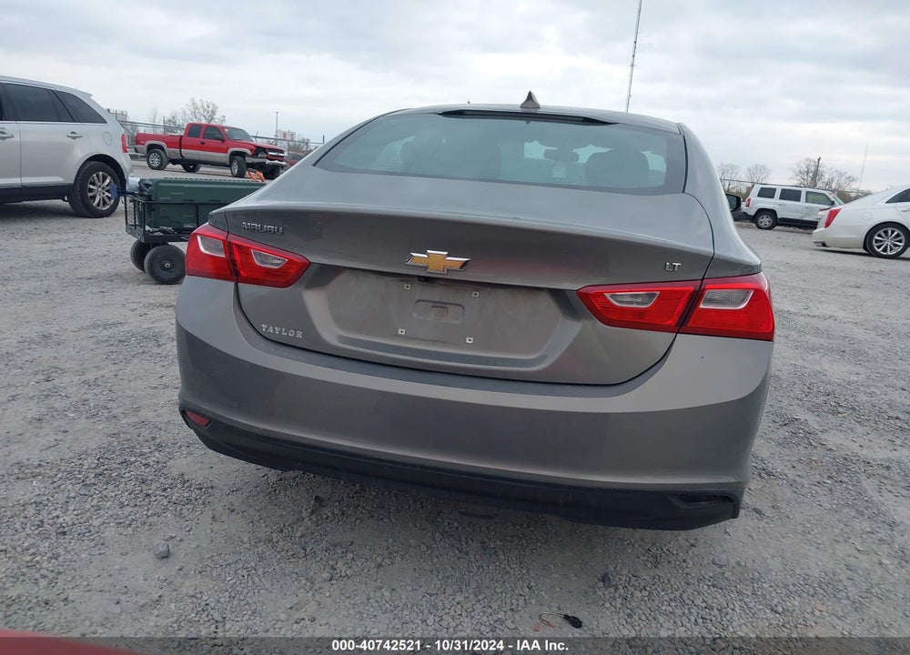 2018 CHEVROLET MALIBU LT VIN: 1G1ZD5ST7JF141526