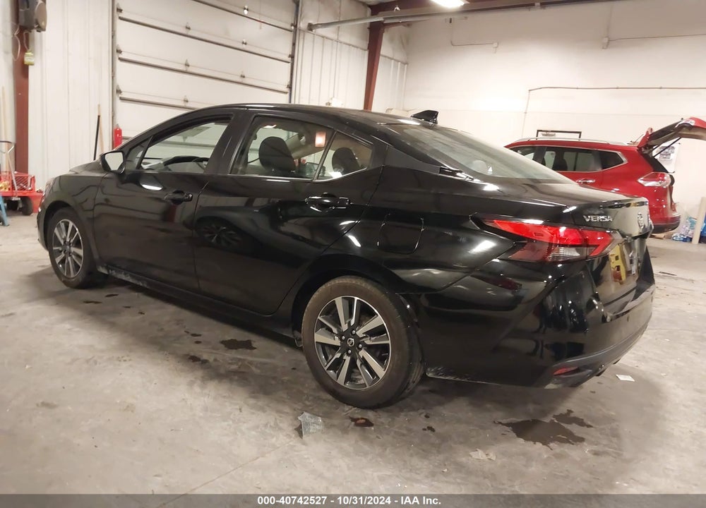 2021 NISSAN VERSA SV XTRONIC CVT VIN: 3N1CN8EV5ML868007