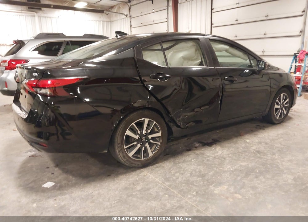 2021 NISSAN VERSA SV XTRONIC CVT VIN: 3N1CN8EV5ML868007